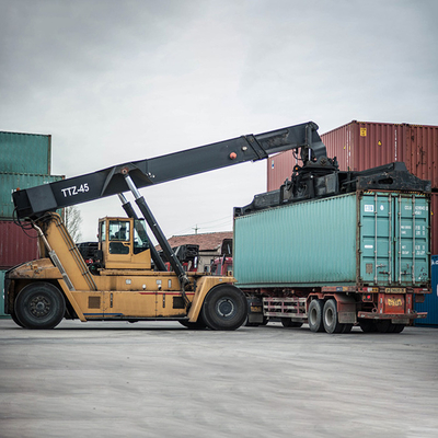 Service de logistique de fret professionnel avec un service d'expédition de fret riche en expérience de la Chine à la Malaisie